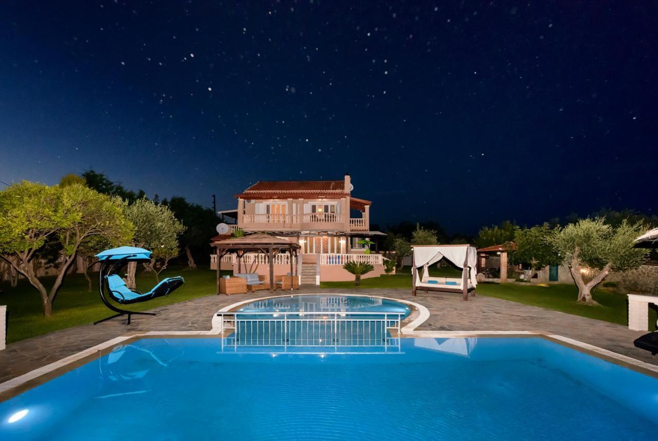 Villa Maxim With Private Pool & Tennis Court Halikounas Ngoại thất bức ảnh