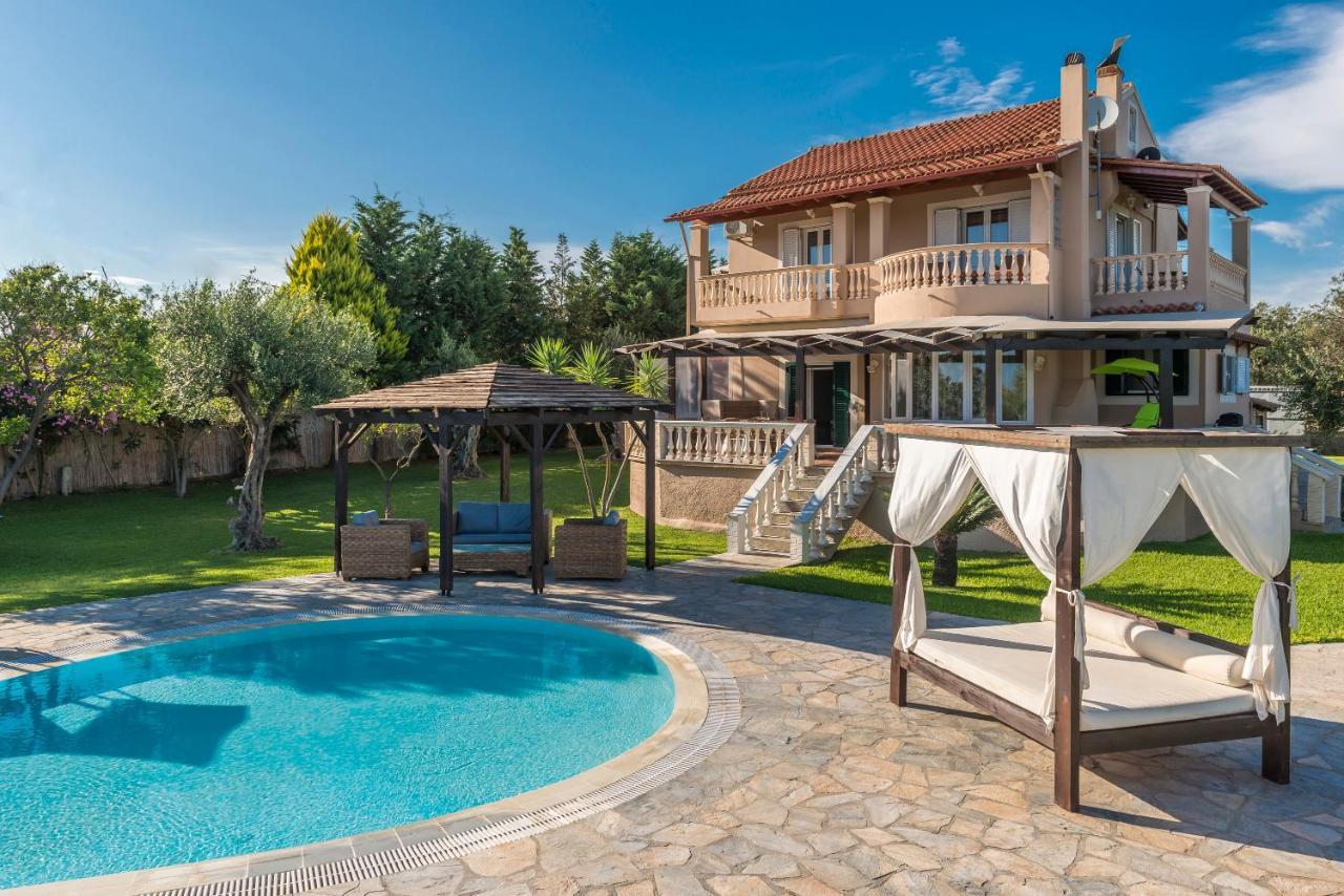 Villa Maxim With Private Pool & Tennis Court Halikounas Ngoại thất bức ảnh