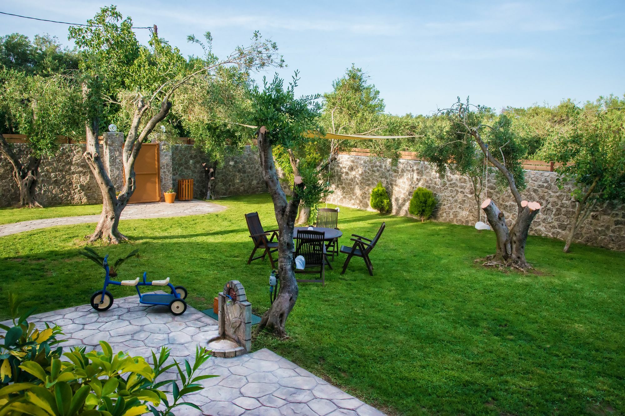 Villa Maxim With Private Pool & Tennis Court Halikounas Ngoại thất bức ảnh